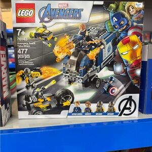 LEGO Marvel Avengers Truck Adventure Set